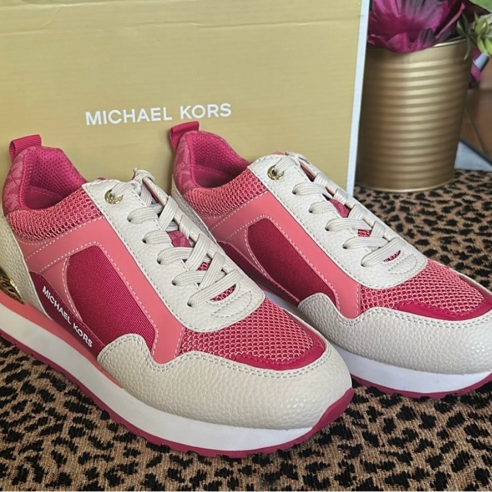 🌷🌷SAVE🌷🌷MICHAEL Michael Kors Wilma Trainers Sneakers🌹🌹
